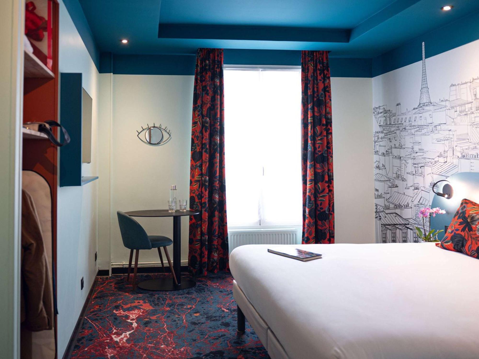 Готель Ibis Styles Paris Batignolles Екстер'єр фото